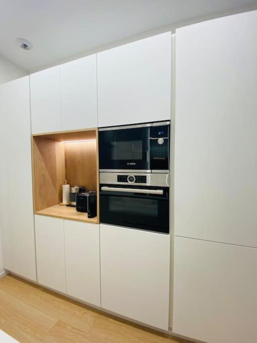Atseden Apartment Aire Condicionado - Opcion A Parking - 산세바스티안 외부 사진